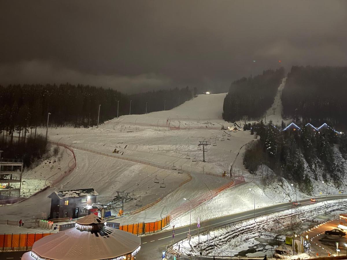 Грибова Хата Boekovel Buitenkant foto